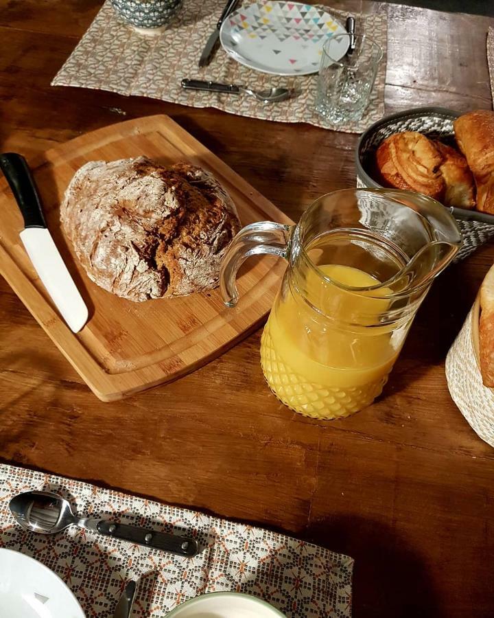 Peyo Et Foodie Escou Exteriör bild